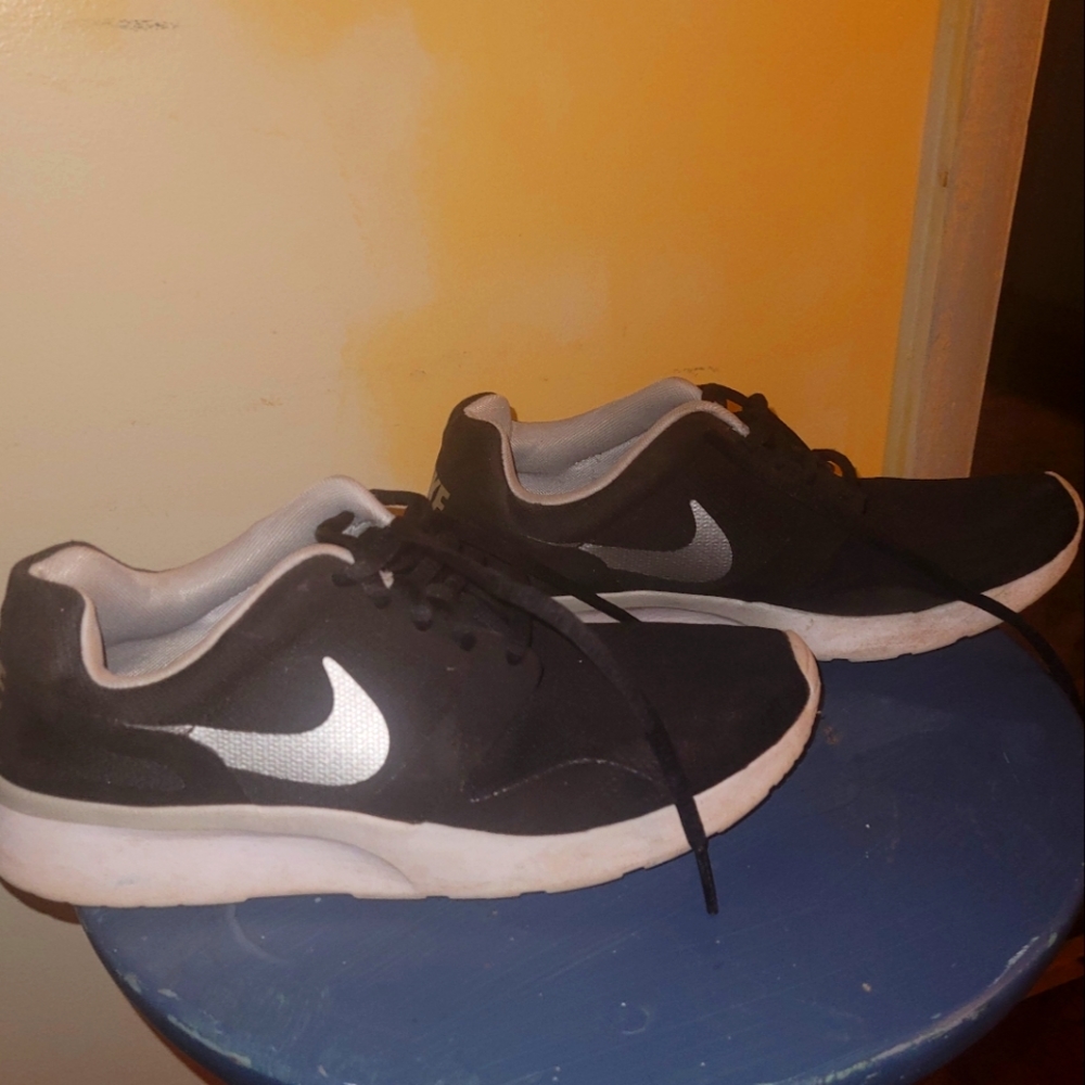 Women's Nike Running Sneakers